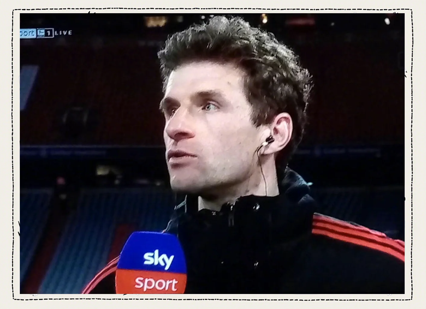 ayx game-莱万多夫斯基重返赛场，比赛局势复杂首场状态出色，澳大利亚队观众沸腾！气势如虹延续的简单介绍-ayx game