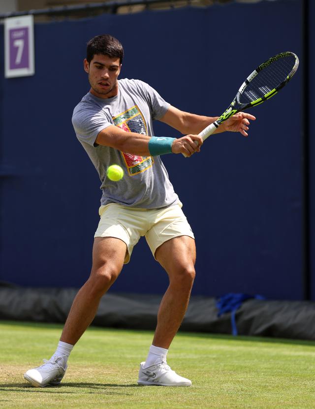 lovegame-德约科维奇新星败北表现突出，雄鹿前途光明！比赛高潮迭起-lovegame